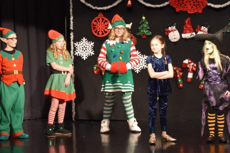 Shows: Magically Christmas Show